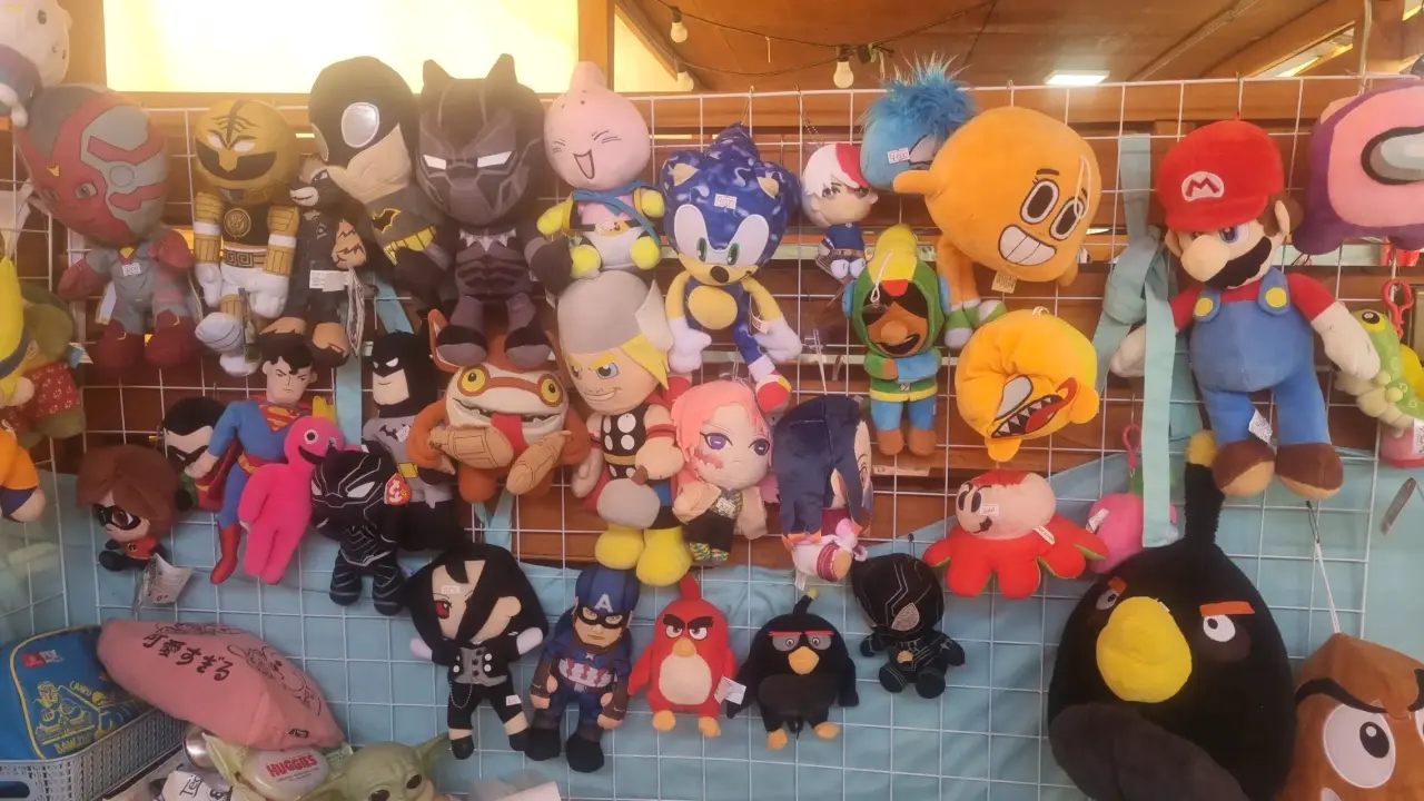 Gran variedad de peluches y muñecos americanos - miniatura 2