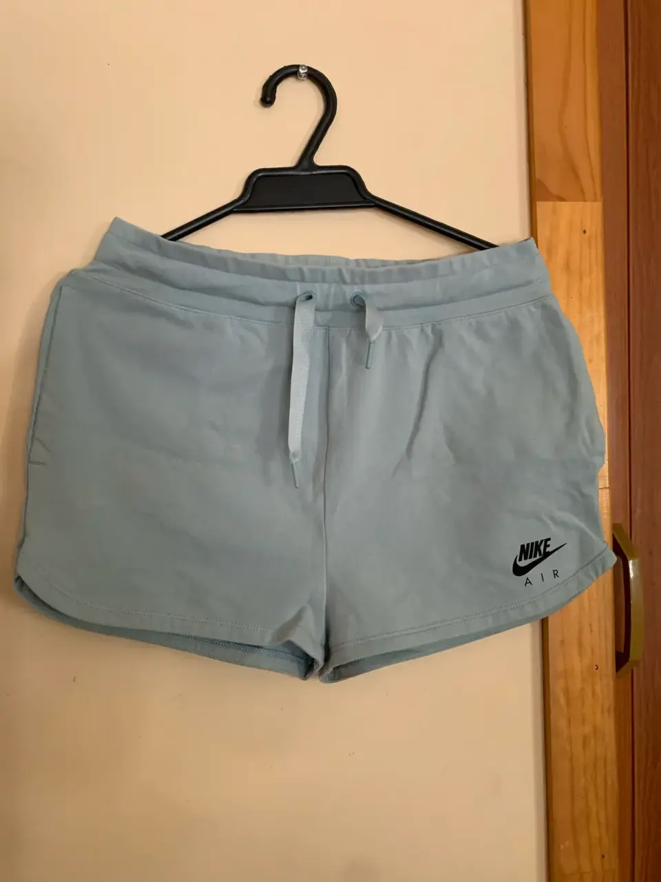 Shorts deportivos Nike Air celeste - miniatura 1