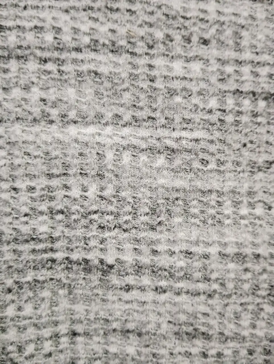 Sweater gris con bolsillo - miniatura 3