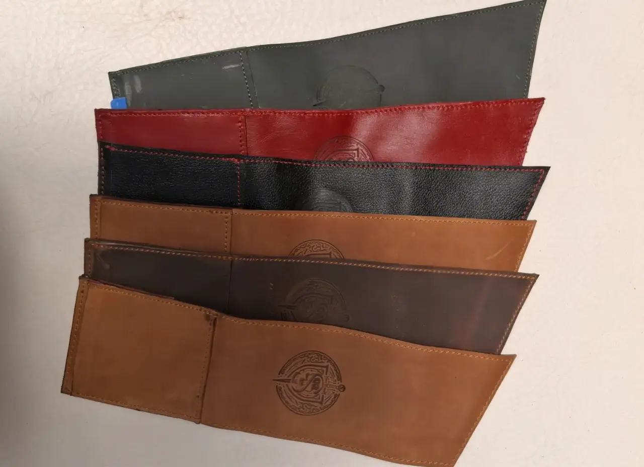 Billeteras de cuero estampadas - miniatura 5