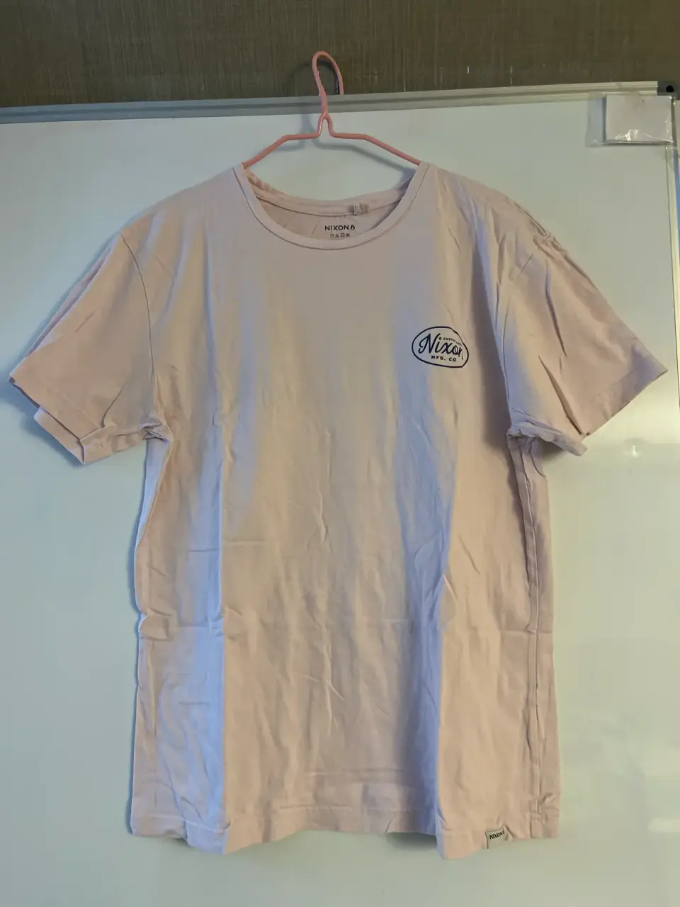 Polera rosa clara Nixon - miniatura 1