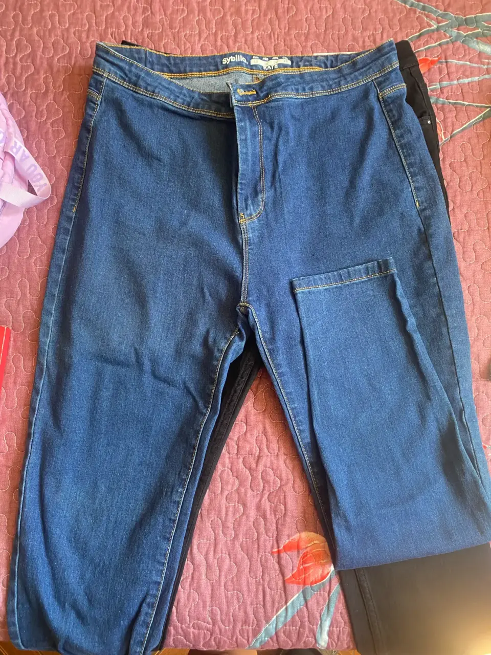 Jeans negros nuevos con etiqueta - miniatura 3
