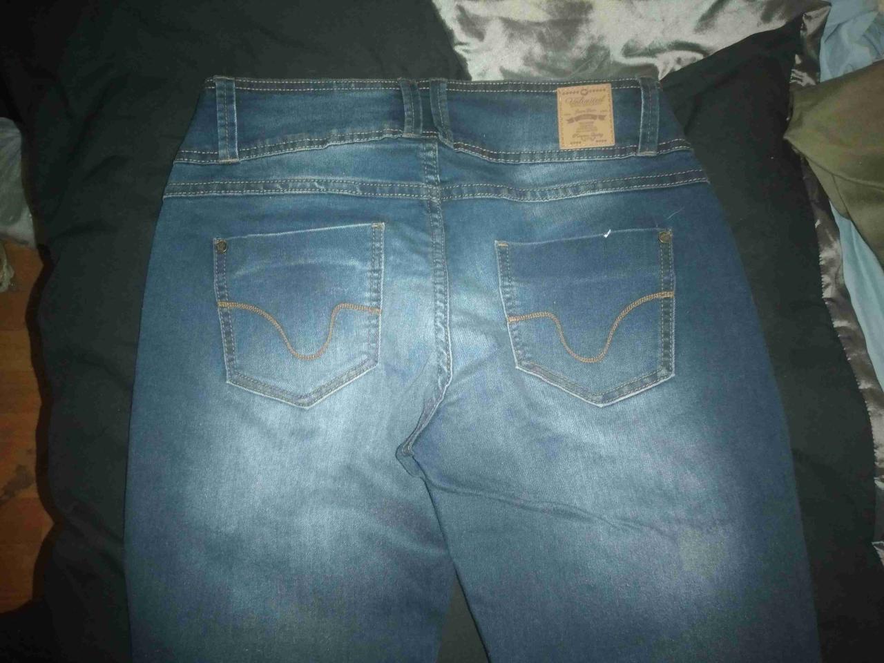 Jeans azul desgastado mujer marca UNLIMITED - miniatura 1