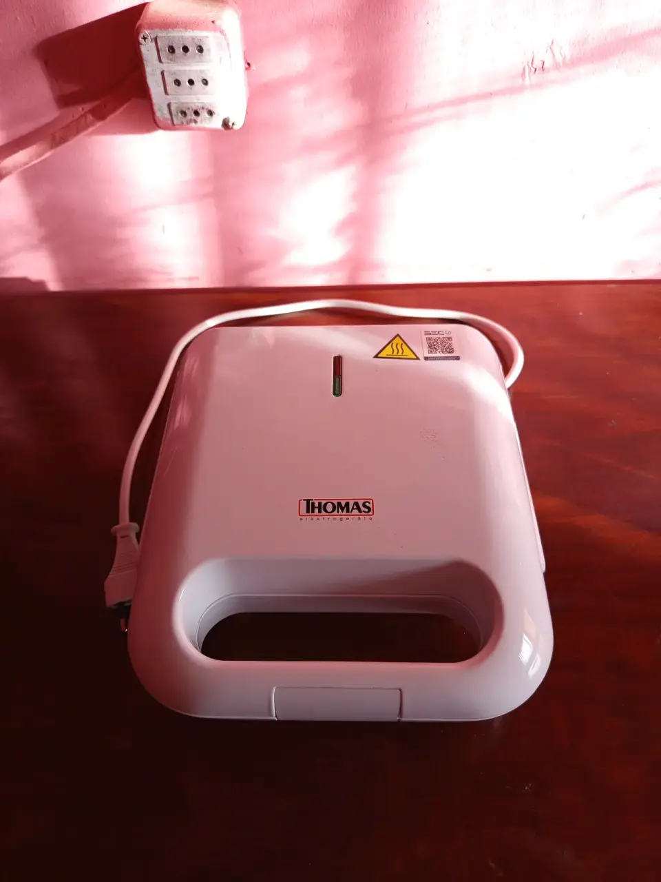 Sandwichera Thomas blanca - miniatura 1