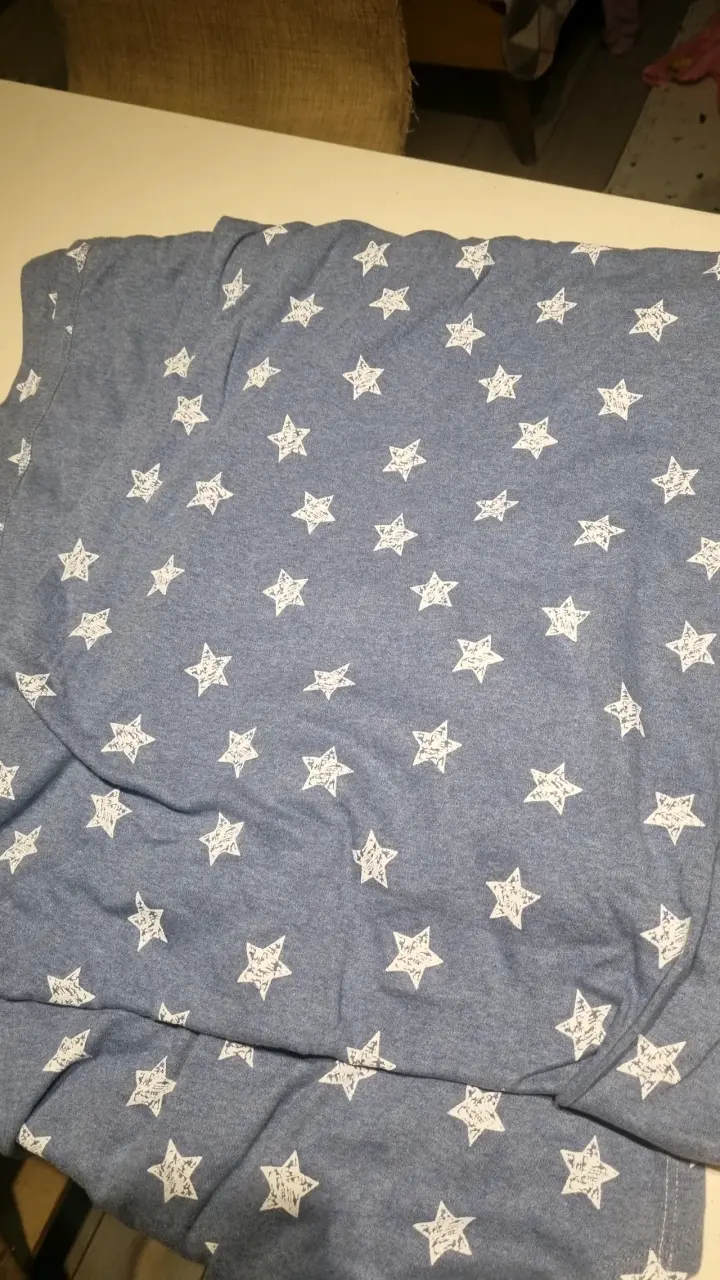 Fular estrellas marca Hoppediz