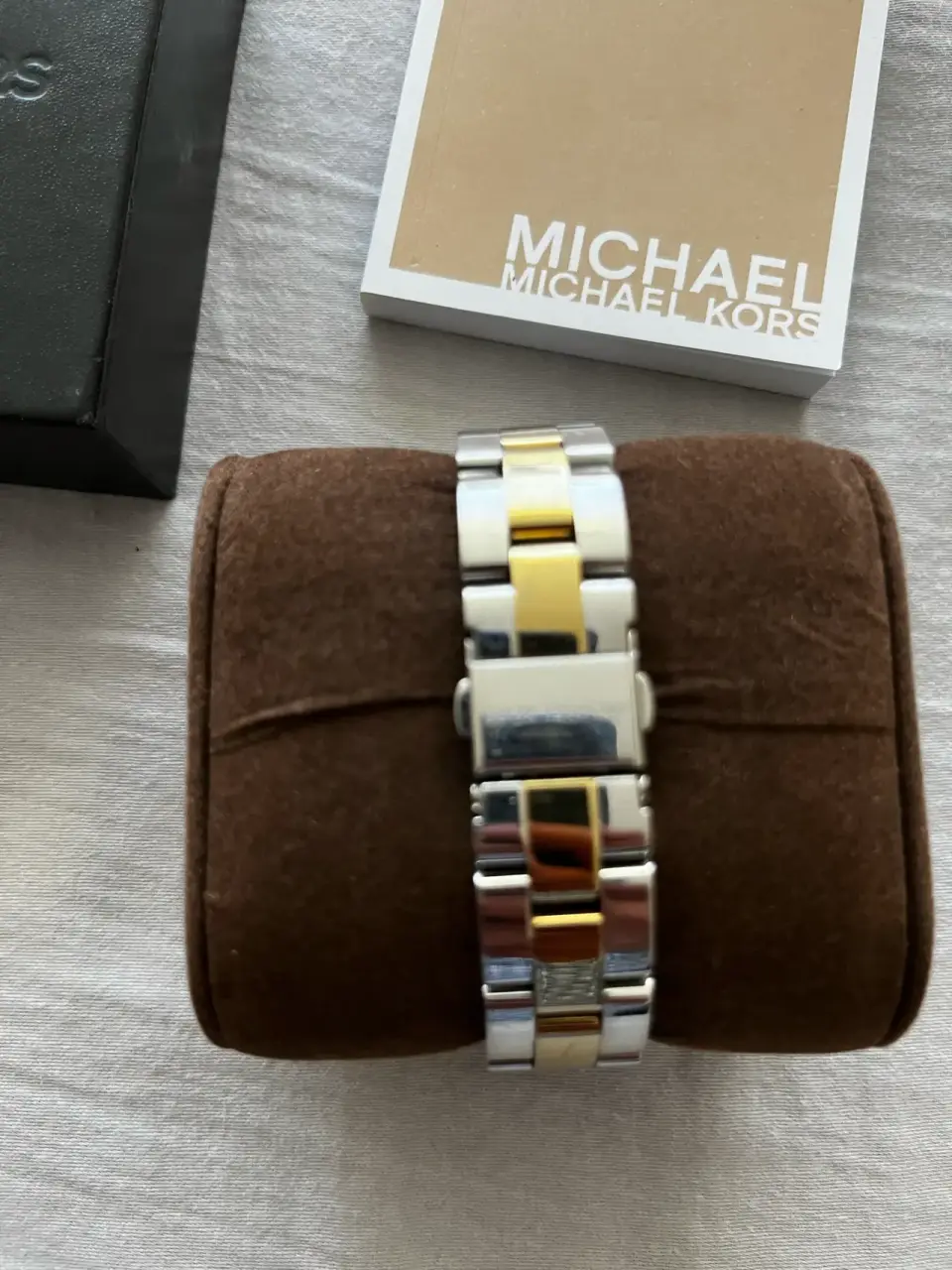 Reloj Michael Kors dorado - miniatura 3