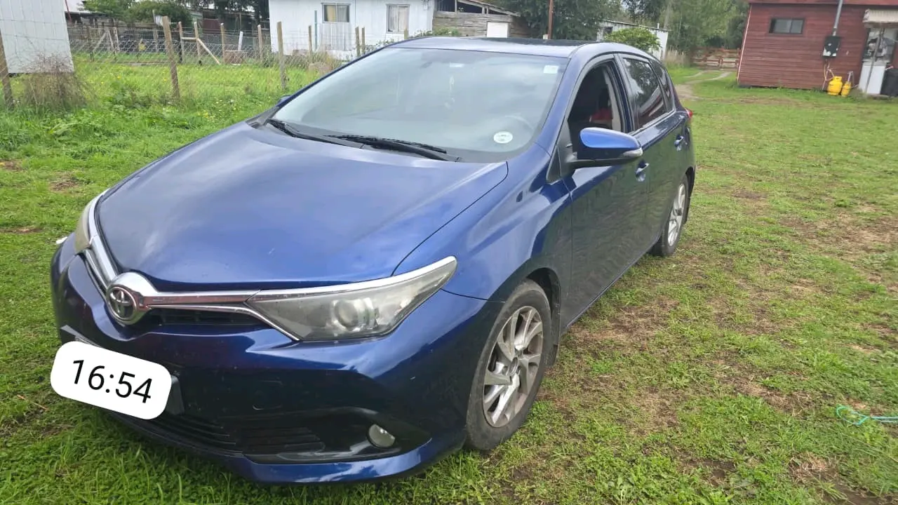 TOYOTA AURIS 2017 - miniatura 4
