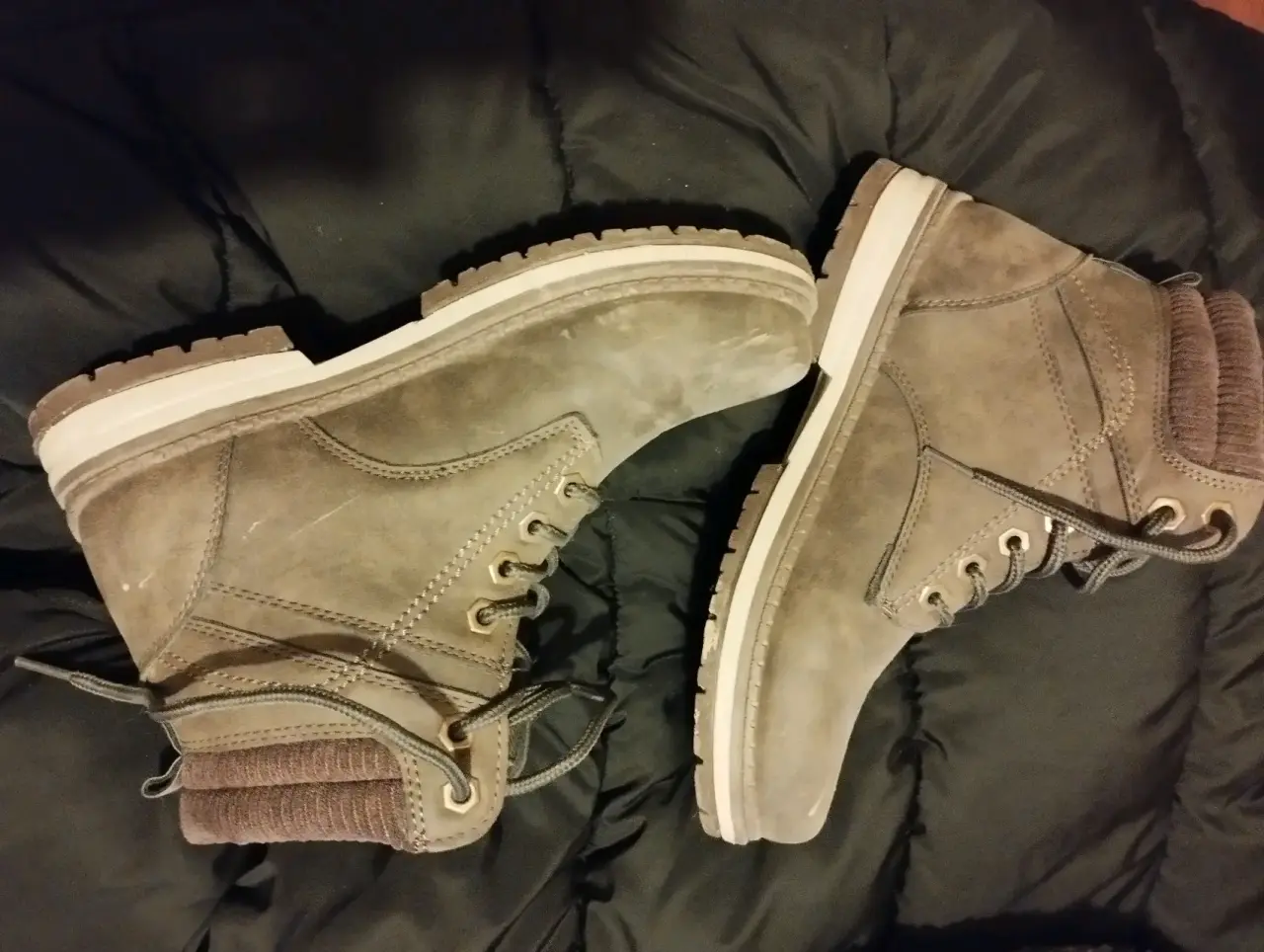 Botas de  marrón