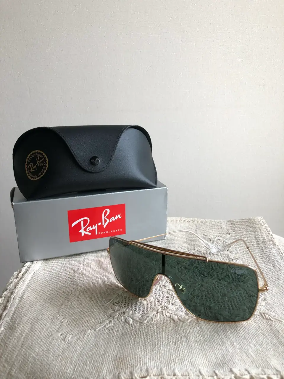 Gafas de sol Ray-Ban doradas - miniatura 1