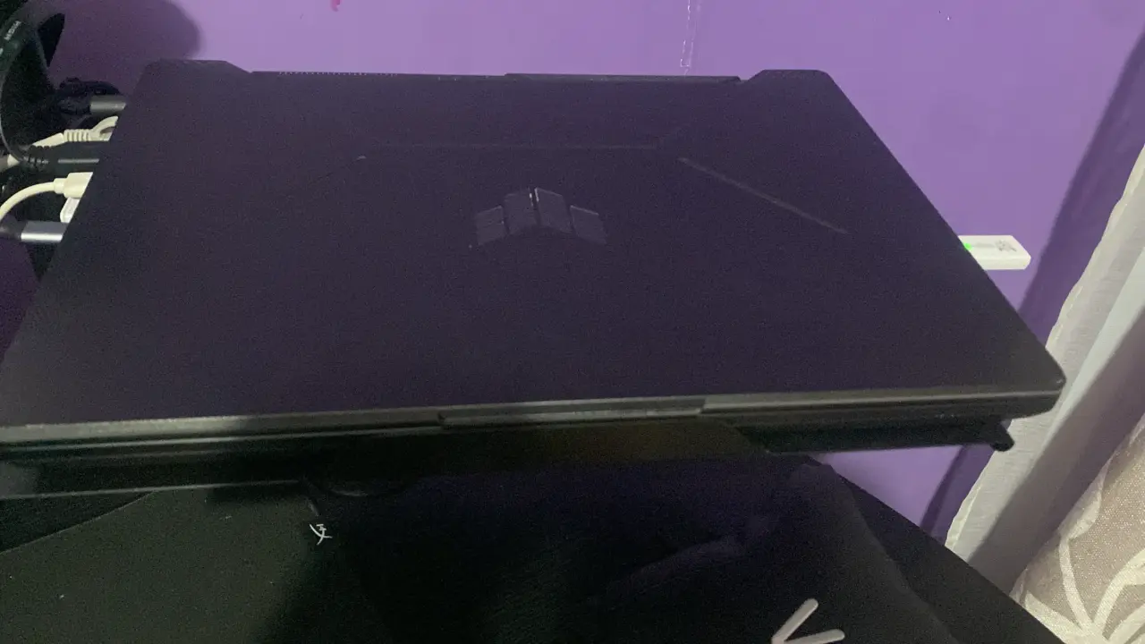 Laptop ASUS TUF Gaming - miniatura 2