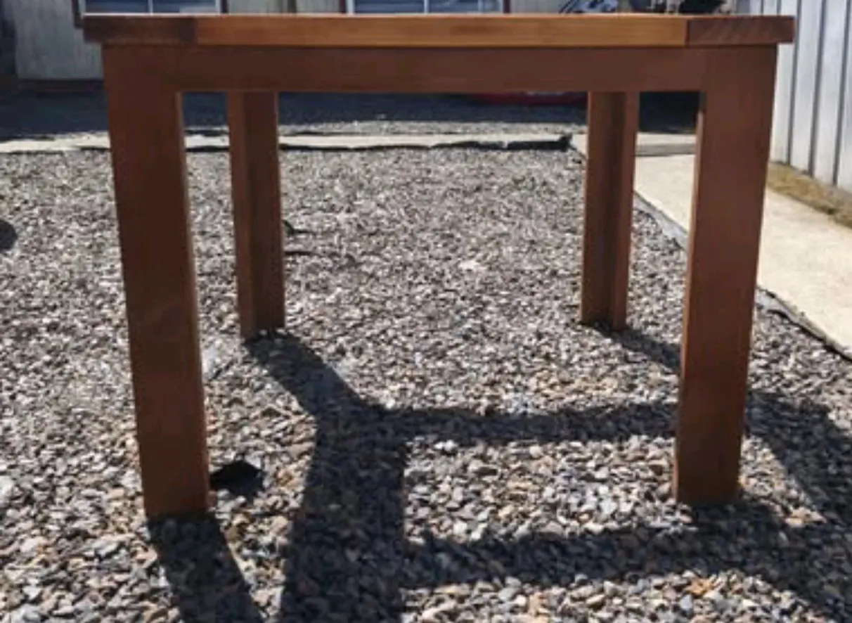 Mesa de comedor madera - miniatura 1