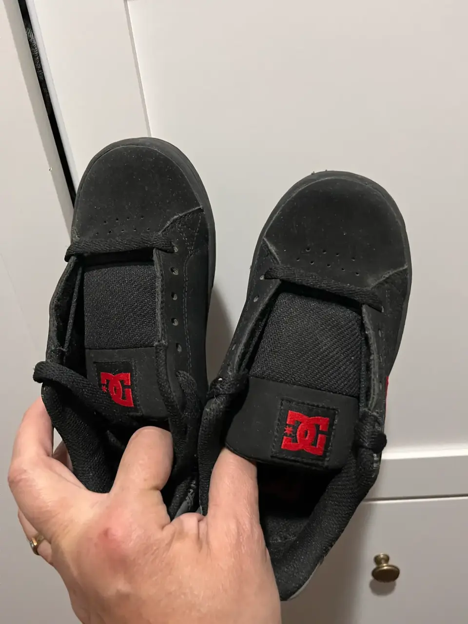Zapatilla negra DC niñ@ talla 33/20cm - miniatura 5