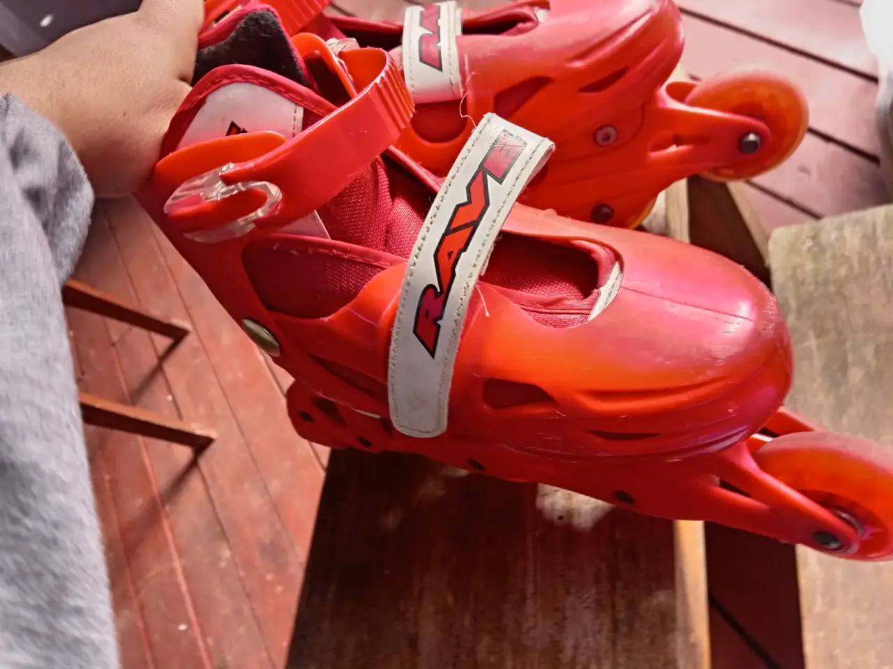 Patines ajustables rojo marca Rave - miniatura 1