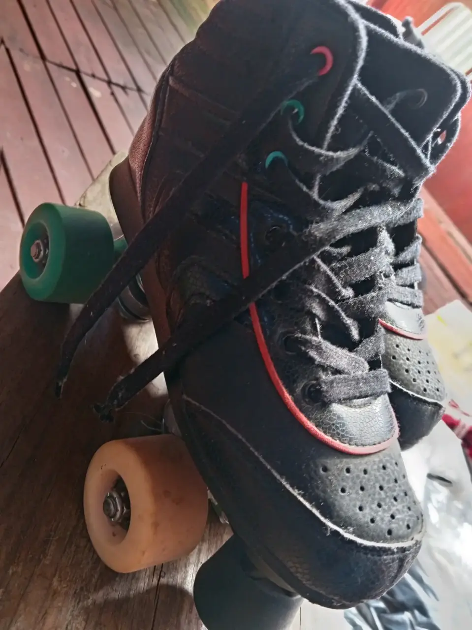 Patines retro negros - miniatura 1
