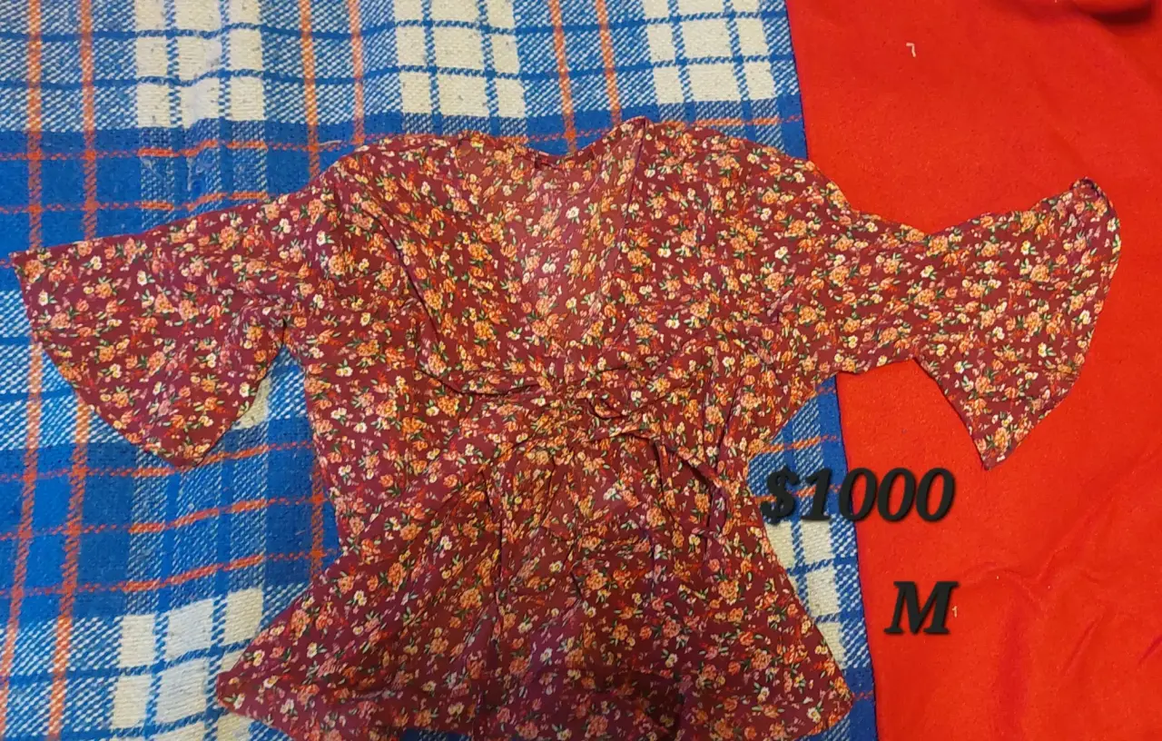 Polera morada de tirantes - miniatura 5