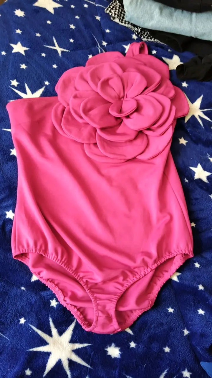 Body rosa con flor grande - miniatura 1