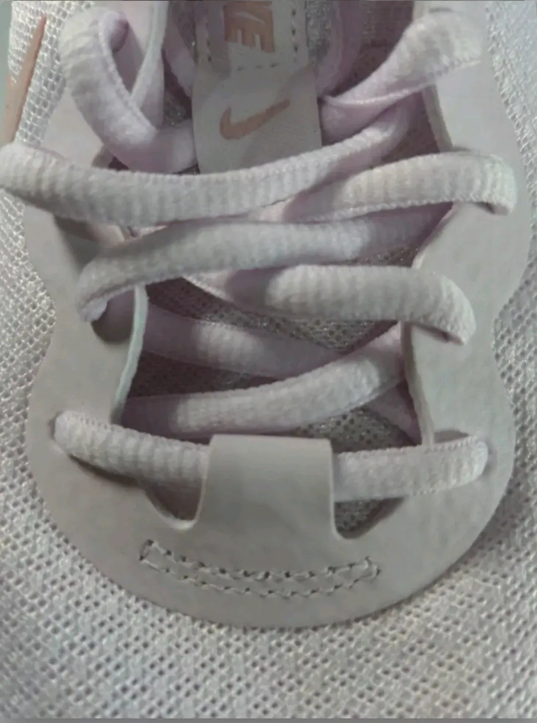 Zapatillas deportivas rosadas - miniatura 3
