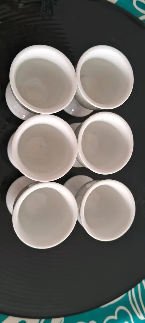 Set de 6 pocillos para huevos - miniatura 2