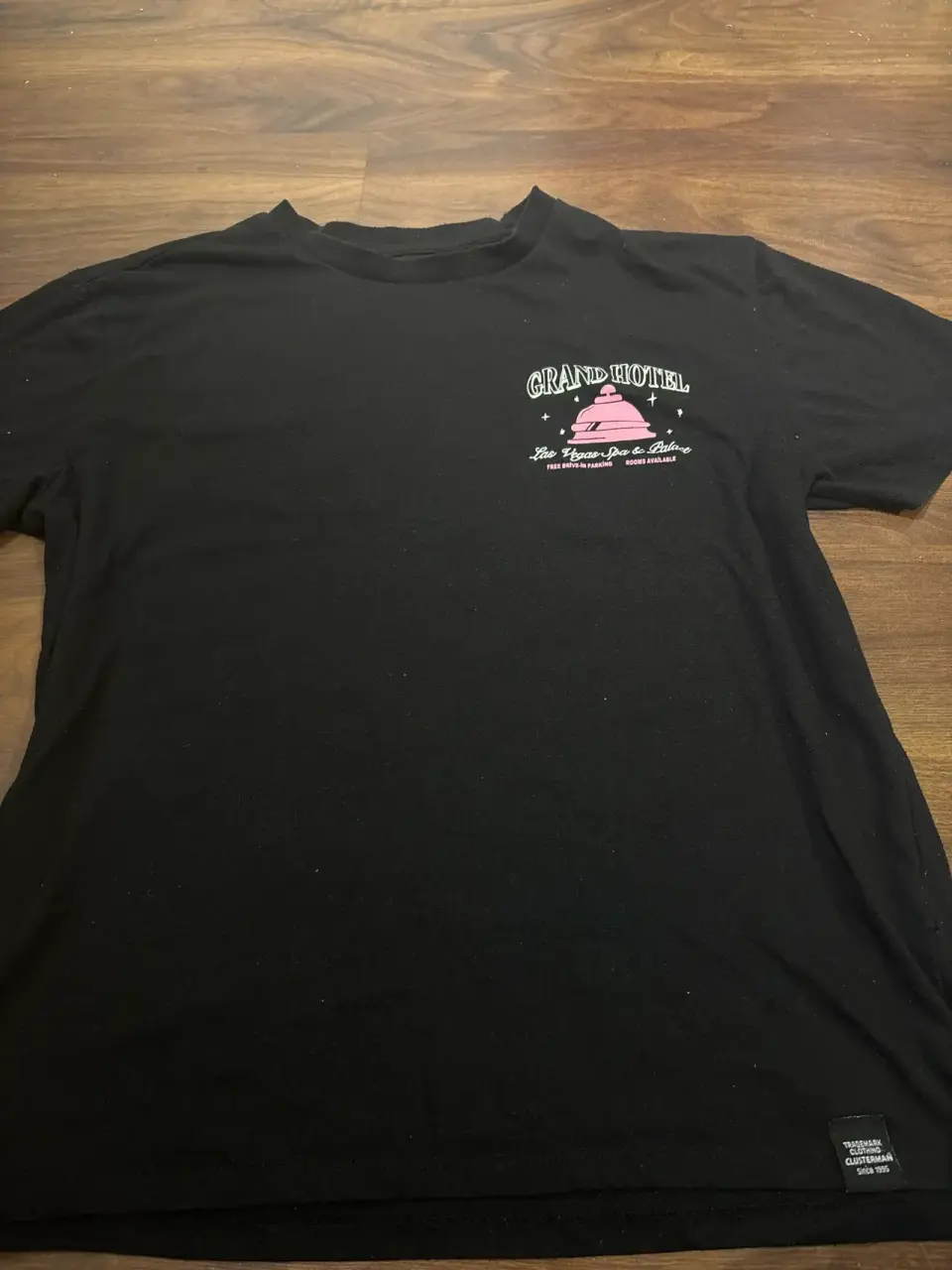 Polera negra Grand Hotel - miniatura 1