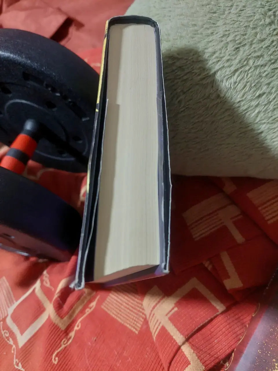 Libro 'Asesino de Brujas 1 tapa dura - miniatura 3