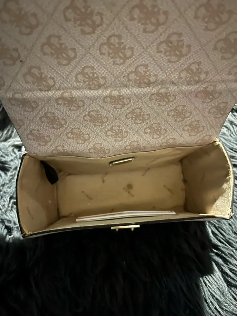 Cartera Guess bordada - miniatura 3