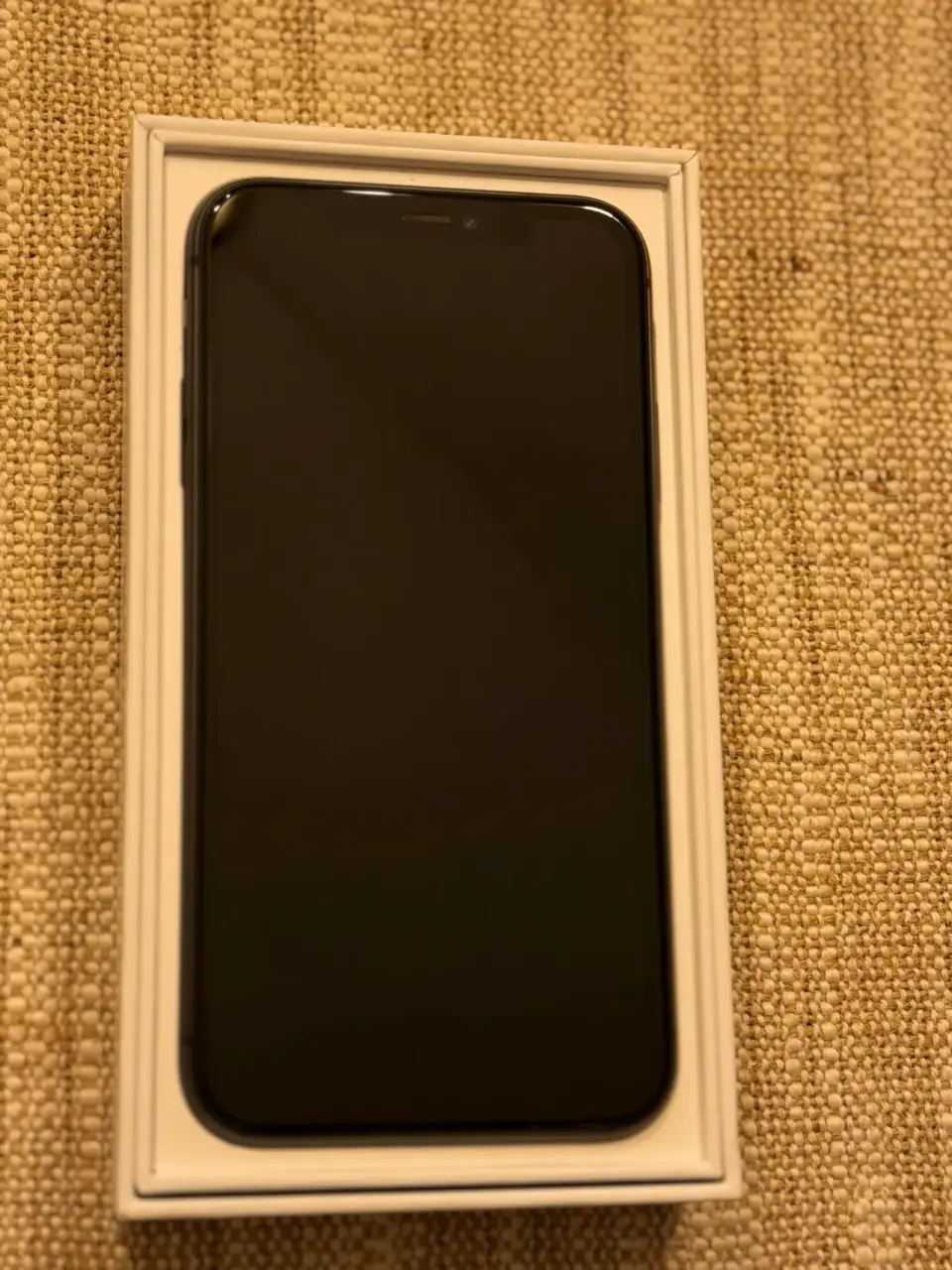 iPhone 11 64g - miniatura 1