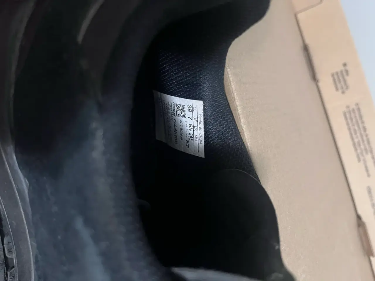 Zapatillas negras five ten - miniatura 2
