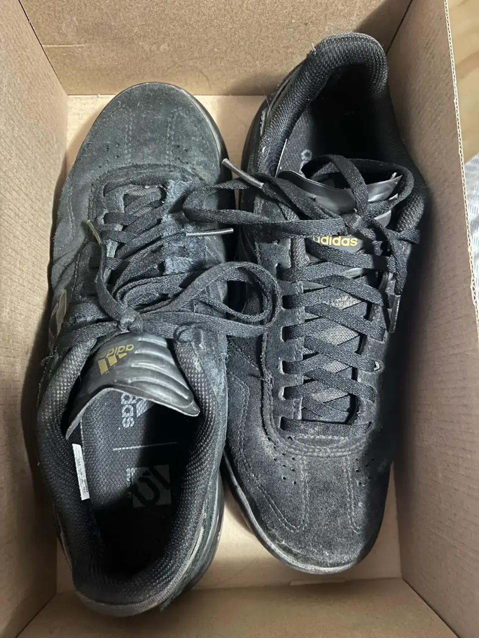 Zapatillas negras five ten - miniatura 4