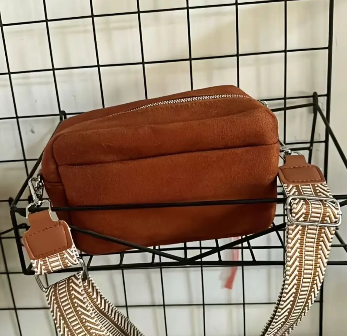 Nueva: Cartera Bandolera Café Gamuzada - miniatura 4