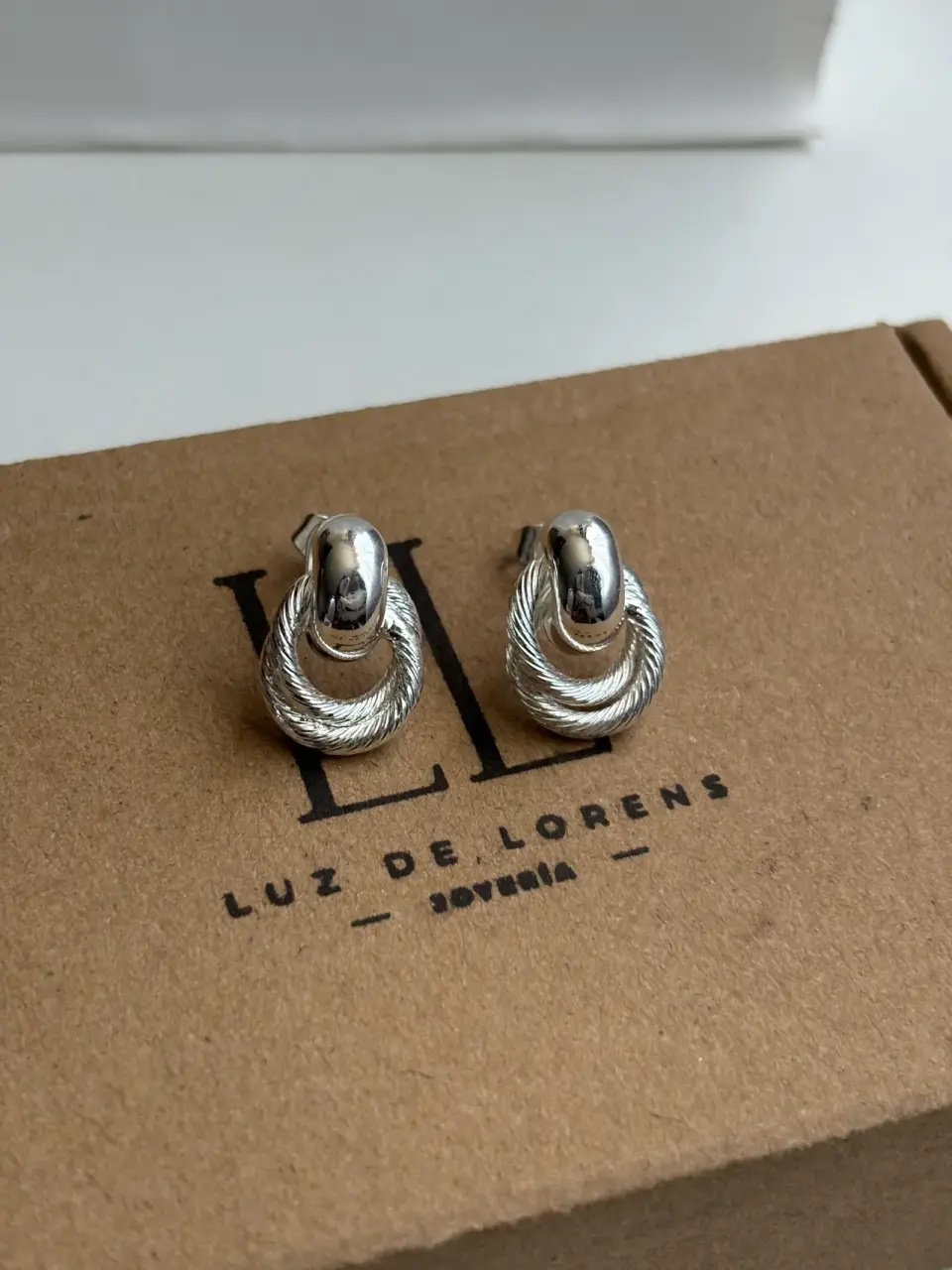 Aros de oro blanco - miniatura 2