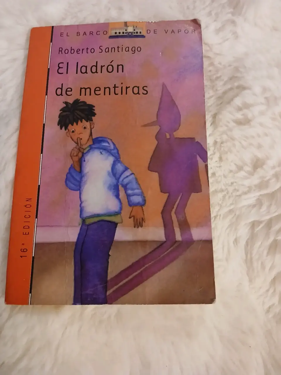 Libro 'El ladrón de mentiras' - miniatura 1
