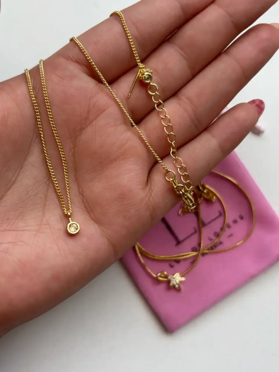 Punto de luz bañado en oro