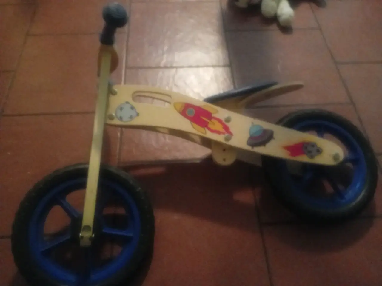 Bicicleta de aprendizaje Bebesit - miniatura 2