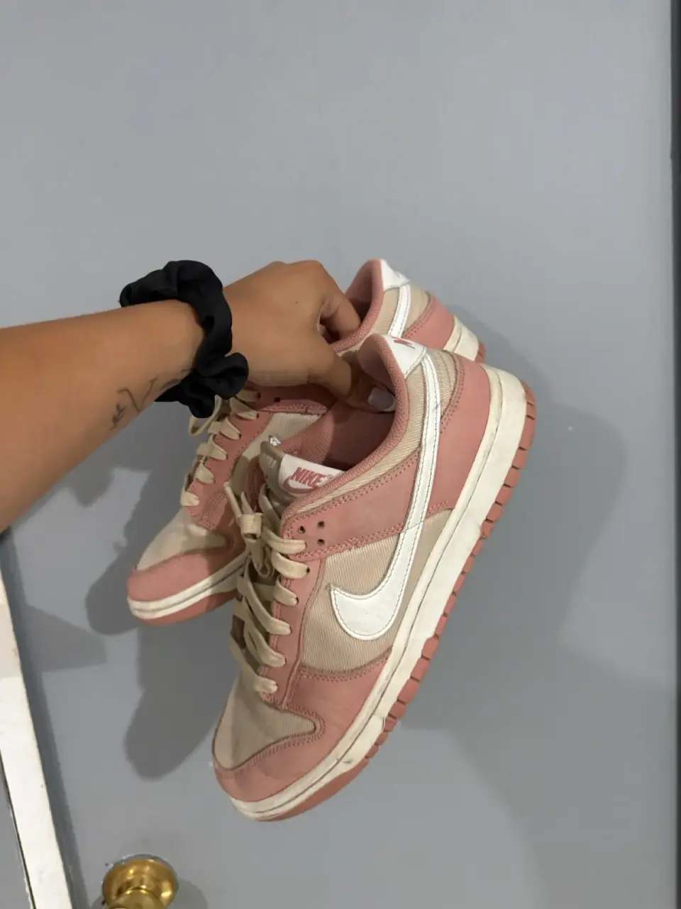 Zapatillas deportivas rosadas - miniatura 2