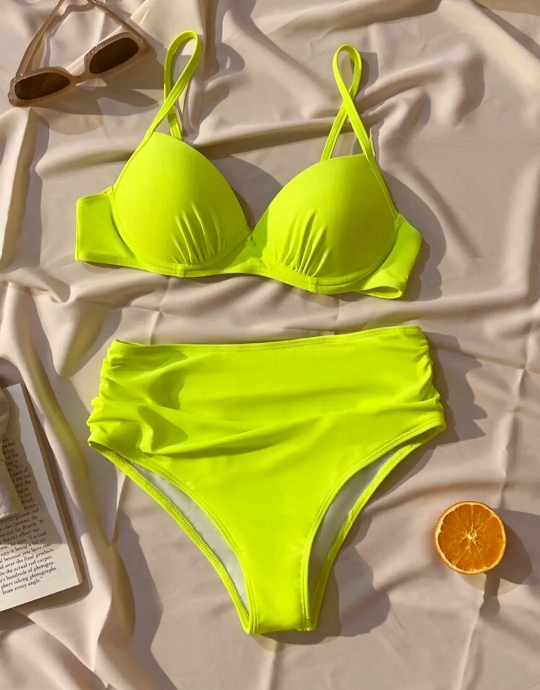 Bikini amarillo neón - miniatura 1