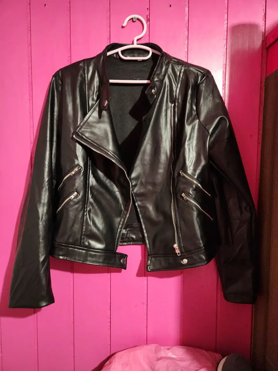 Chaqueta de eco cuero negra - miniatura 1