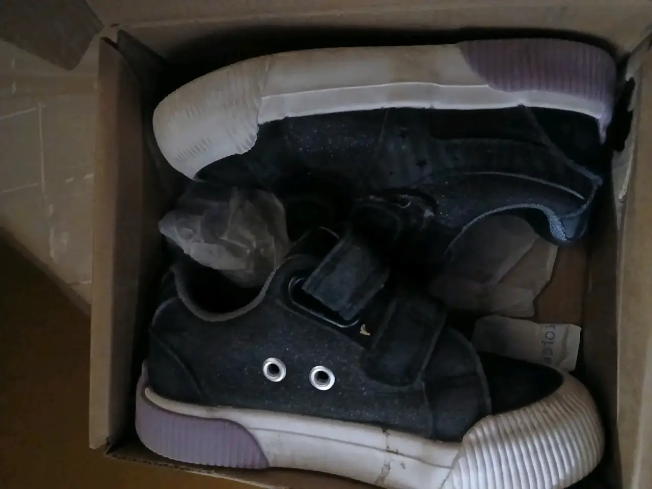 Zapatillas deportivas blanco y negro - miniatura 5