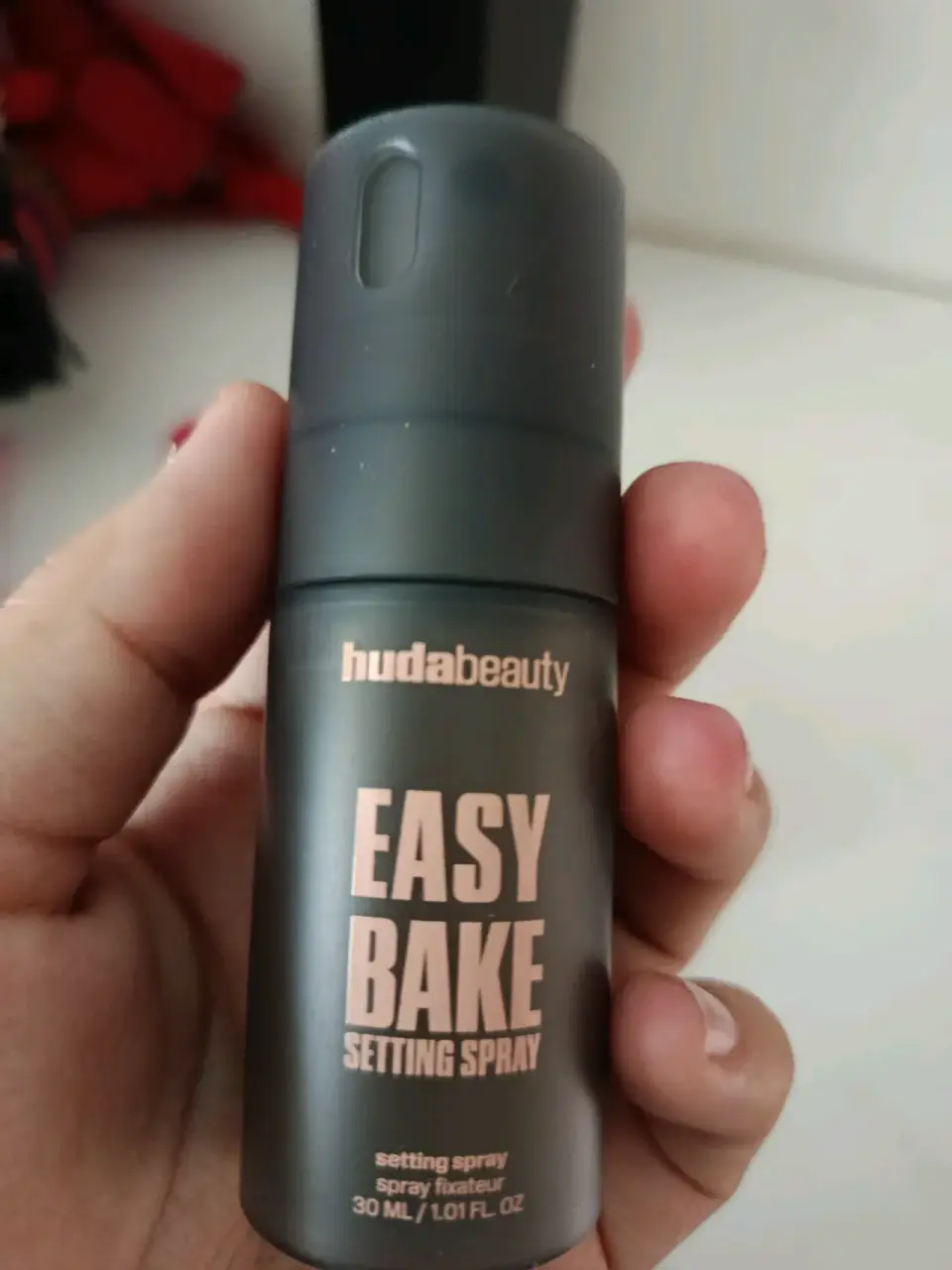 Spray fijador huda Beauty. - miniatura 3