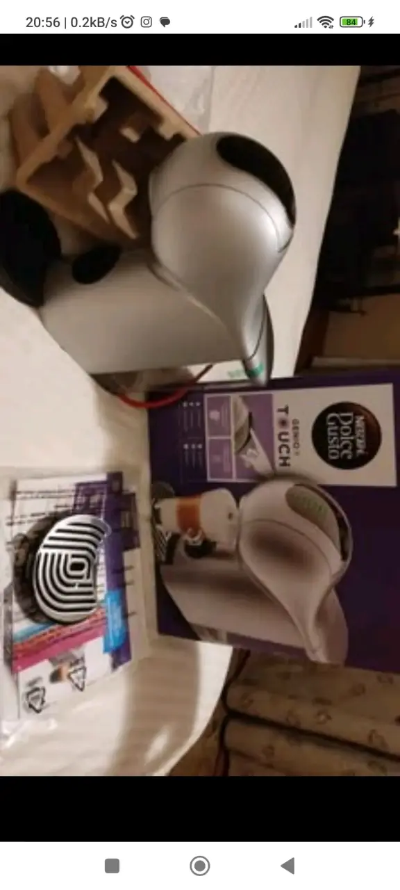Cafetera Nescafé Dolce GustoGenio s touch silver - miniatura 1