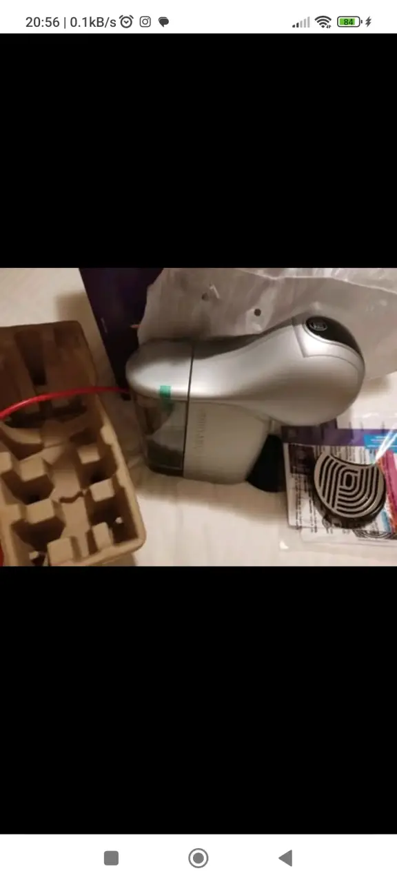 Cafetera Nescafé Dolce GustoGenio s touch silver - miniatura 4