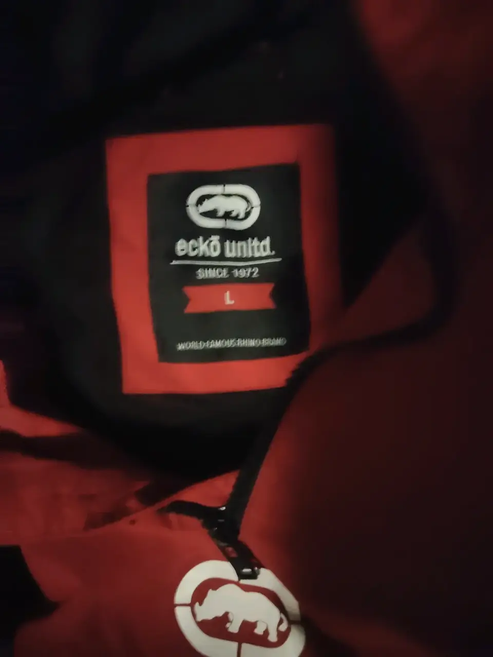 Chaqueta roja con capucha marca ecko - miniatura 3
