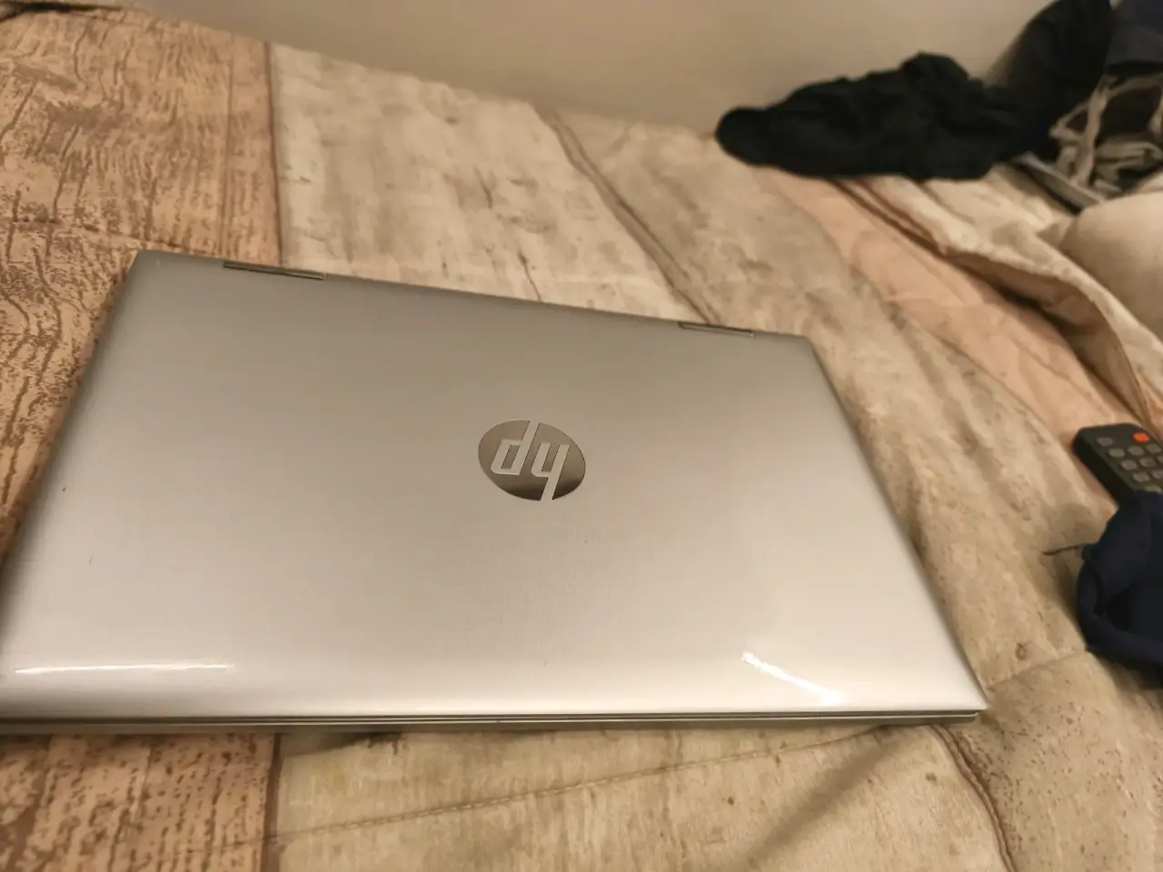 Laptop HP Pavilion x360 - miniatura 3