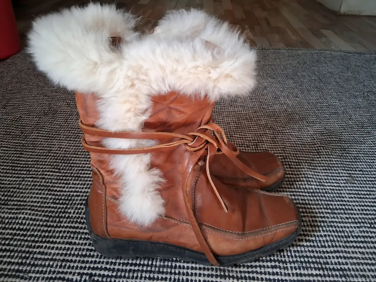 Botas de cuero argentinas. - miniatura 1