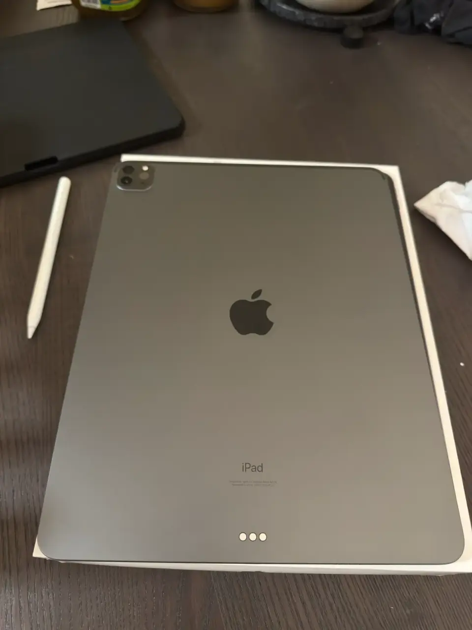 iPad Pro 12.9 5gen 128gb + Apple Pencil 2 impeque - miniatura 3