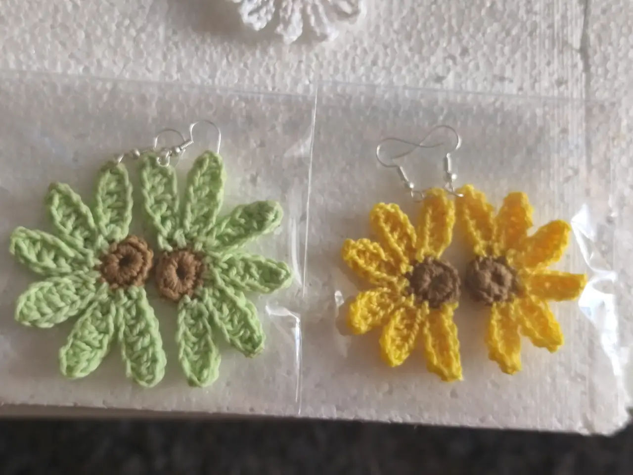 Aros tejidos flores - miniatura 1