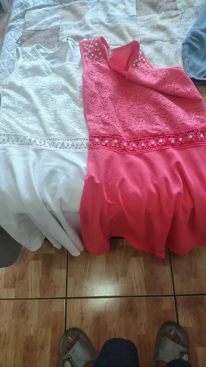 Vendo vestido blanco y rosa de  niña  talla 16 - miniatura 1