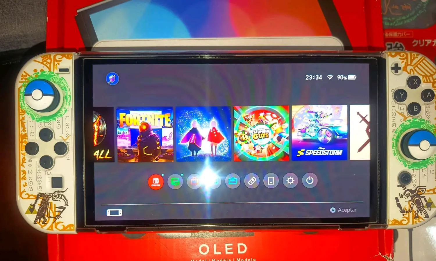 Nintendo Switch OLED con accesorios - miniatura 3