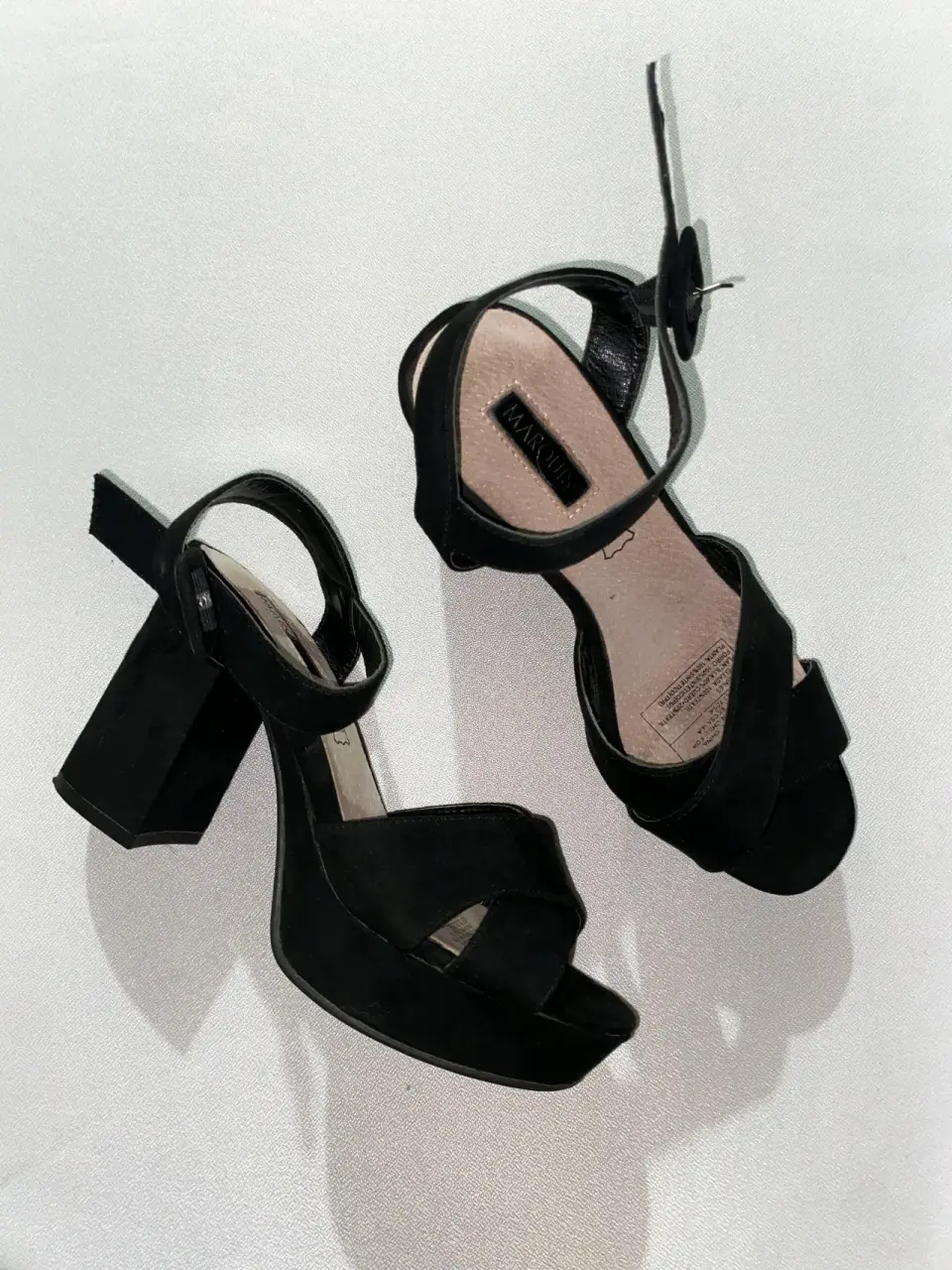 Sandalias de tacón alto
