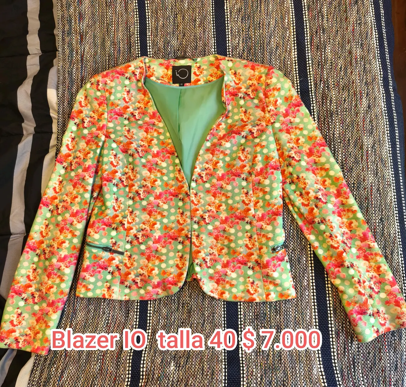 Blazer floreado talla 40 - miniatura 1