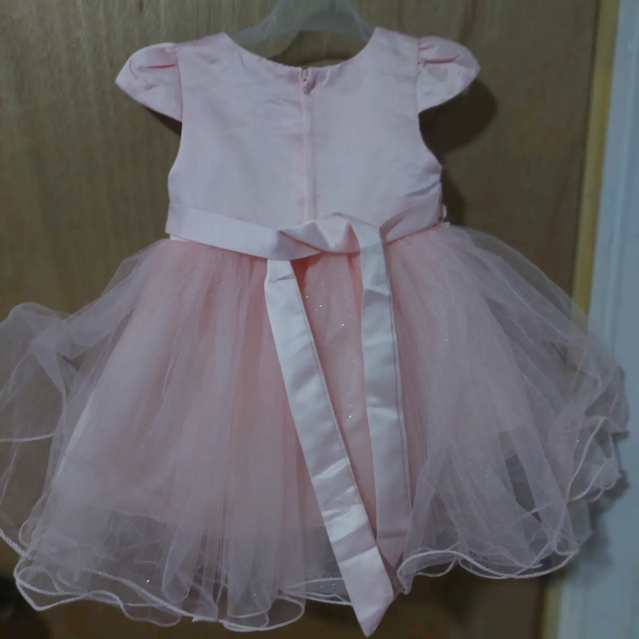 Vestido de niña rosa elegante - miniatura 2